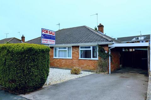 2 bedroom semi-detached bungalow for sale, Chatsworth Avenue, Gloucester GL4