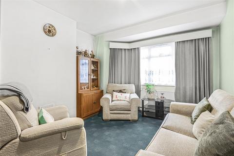 2 bedroom flat for sale, Gloucester Close, Stonebridge