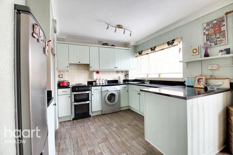 70 Cooks Spinney, Harlow, CM20 3BL
