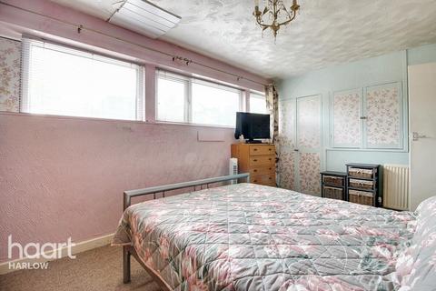 70 Cooks Spinney, Harlow, CM20 3BL