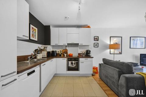 2 bedroom apartment for sale, Bankside Apartments, Coster Avenue, N4