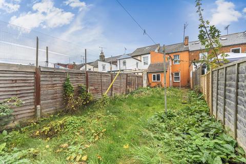 63 Amity Road, Reading, RG1 3LN