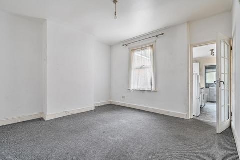 63 Amity Road, Reading, RG1 3LN