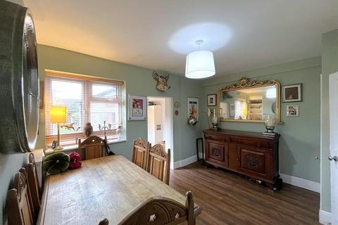 9 Hampton Street, Warwick, CV34 6HS