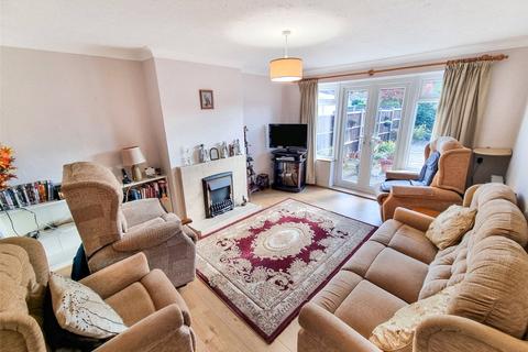 2 bedroom bungalow for sale, Firacre Road, Guildford GU12