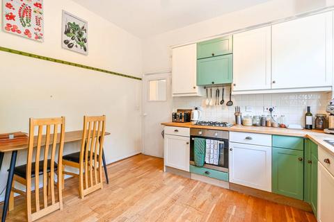 2 bedroom flat for sale, Petherton Road, Highbury, London, N5