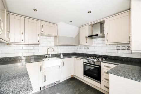 2 bedroom apartment for sale, Snaresbrook House, South Woodford