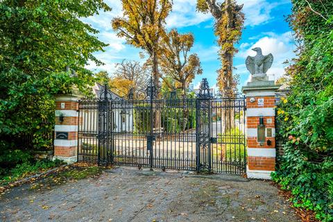 Snaresbrook House, South Woodford