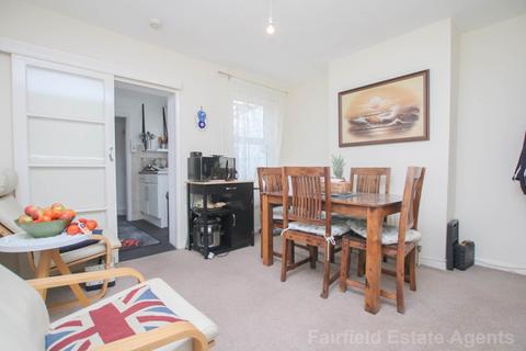 2 bedroom terraced house for sale, New Road, Croxley Green