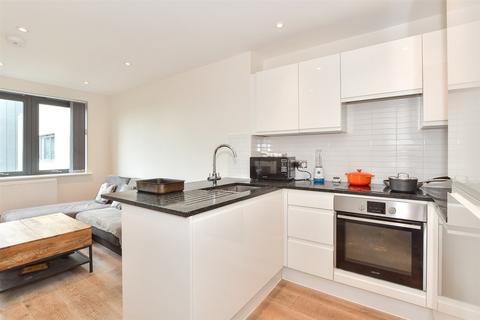 1 bedroom apartment for sale, North Street, Horsham, West Sussex