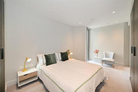 2 bedroom apartment to rent, 3 Canalside Walk, London, W2