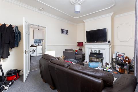 2 bedroom end of terrace house for sale, Summer Lane, Wombwell S73