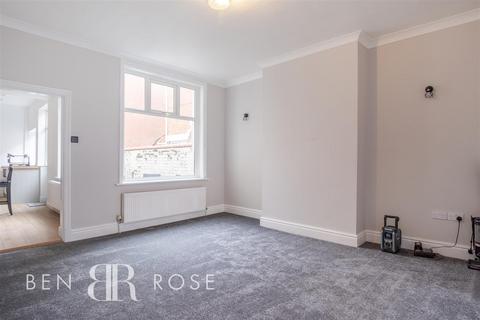 40 Avondale Road, Chorley, PR7 2ED