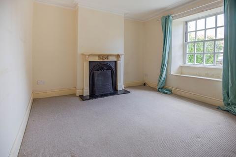 3 bedroom terraced house for sale, London Road, Tetbury, GL8