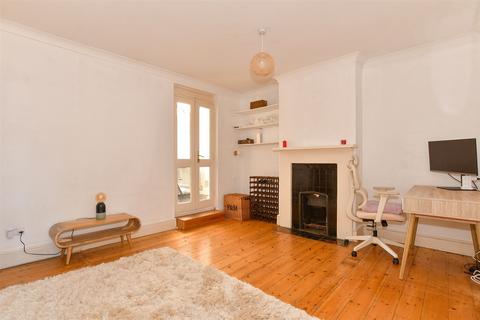 3 bedroom end of terrace house for sale, Gordon Terrace, Rochester, Kent