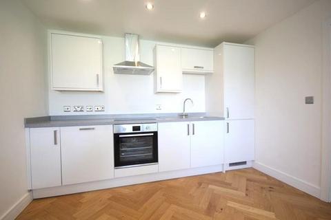 1 bedroom flat to rent, 1 Bedroom Apartment, Waunfawr £675pcm