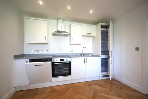 1 bedroom flat to rent, 1 Bedroom Apartment, Waunfawr £675pcm