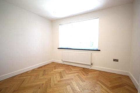 1 bedroom flat to rent, 1 Bedroom Apartment, Waunfawr £675pcm