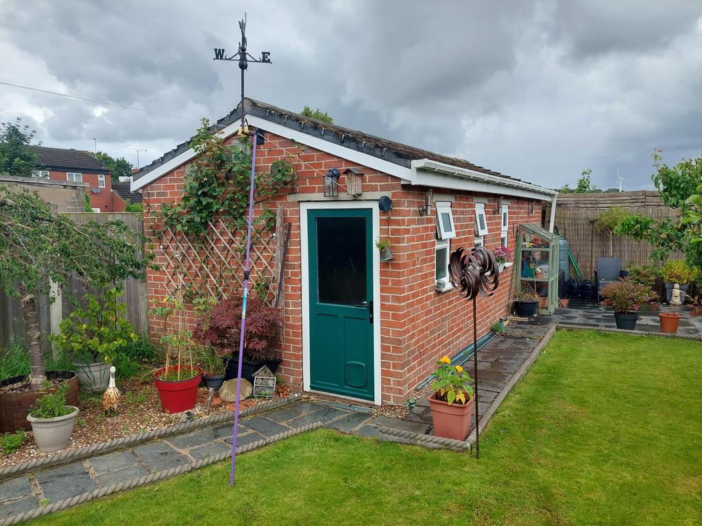 Garden Office/Workshop