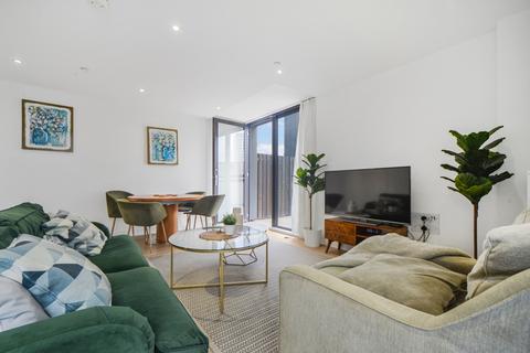 3 bedroom apartment for sale, Avenir House, Forrester Way, London, E15