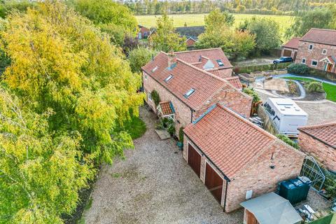 4 bedroom detached house for sale, The Stables, Station Road, Eastrington