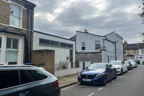 Mixed use for sale, 2A Howden Street, London, SE15 4LB