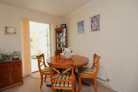 2 bedroom semi-detached house for sale, Larkins Close, Baldock, SG7