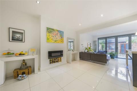 4 bedroom semi-detached house for sale, Oaklands Avenue, Osterley