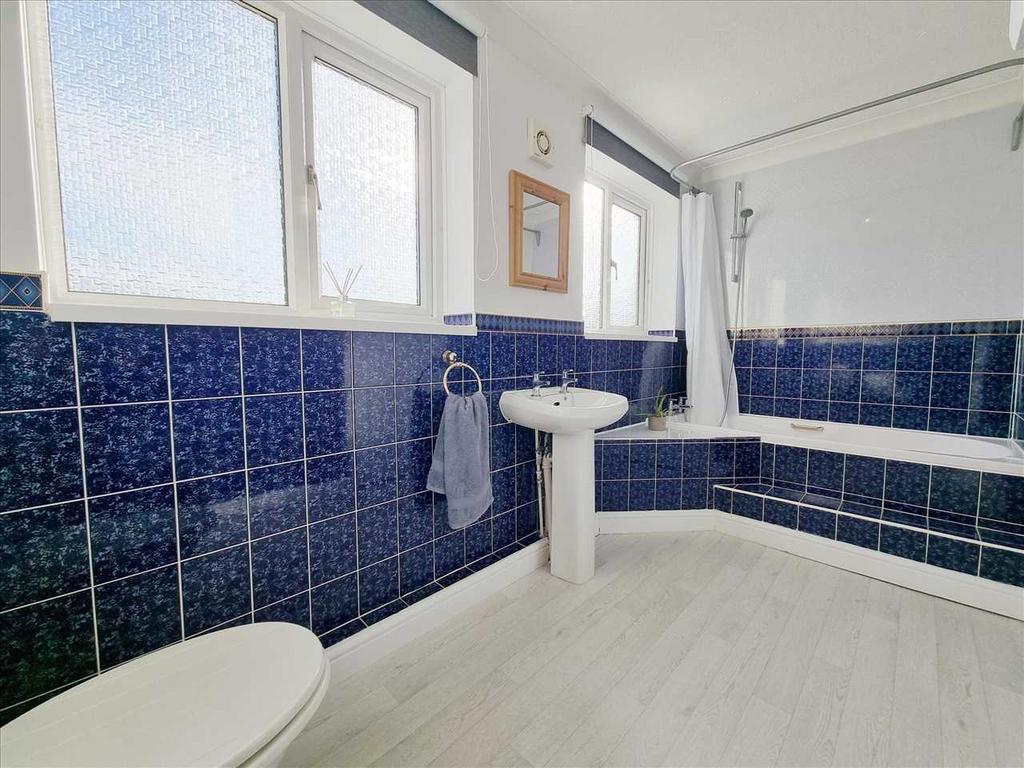 En-Suite: