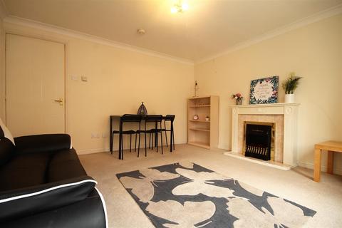 2 bedroom apartment to rent, Sovereign Court, Jesmond