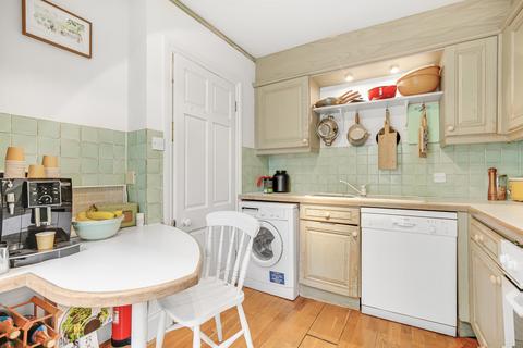 2 bedroom cottage for sale, St. James's Cottages, Richmond, TW9