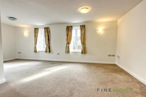 2 bedroom apartment for sale, Vicarage Walk, Chesterfield S43