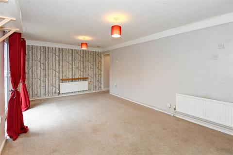 1 bedroom flat for sale, Swallow Drive, Trowbridge