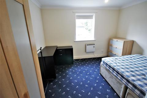 2 bedroom apartment to rent, Middleton Court, Jesmond