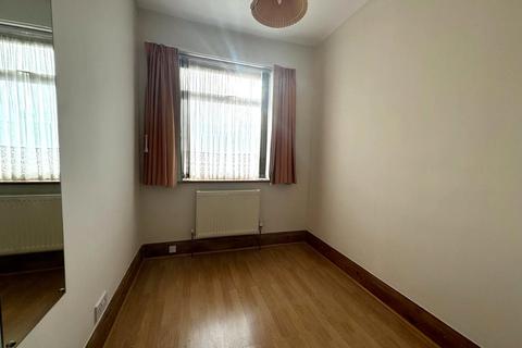 37 Highmead, London, SE18 2DH