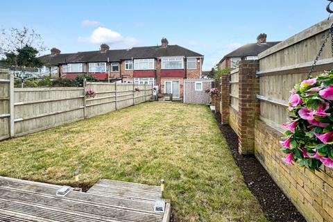 37 Highmead, London, SE18 2DH