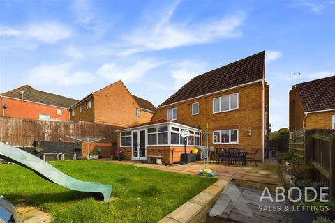 4 bedroom detached house for sale, Hargate Road, Burton on Trent DE15