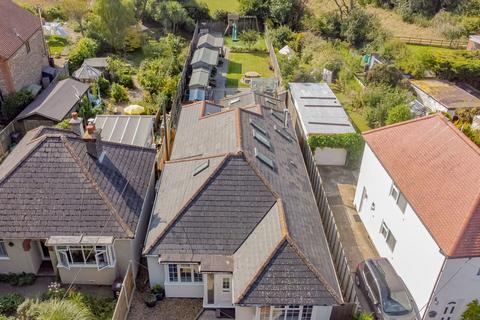 Southwold Shooters Hill, Eythorne, Dover, CT15 4AX
