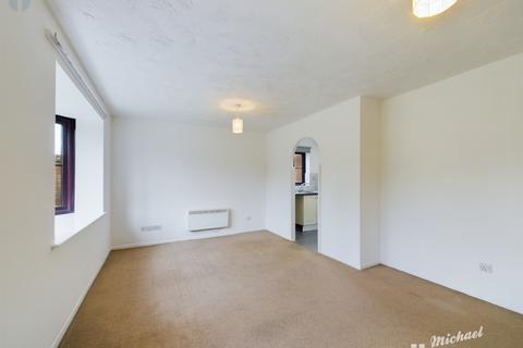 2 bedroom flat for sale, Poets Chase, Aylesbury, Buckinghamshire