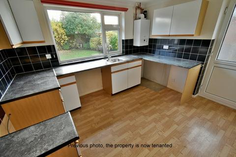 2 bedroom detached bungalow for sale, Leeson Drive, Ferndown, BH22