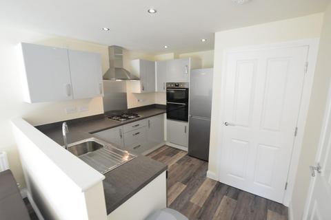 4 bedroom house to rent, 7 Gleneagles Way, Durham