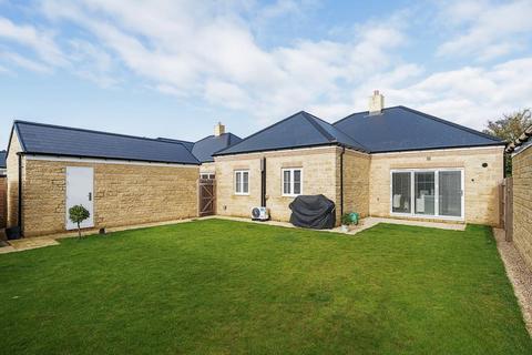 3 bedroom detached bungalow for sale, Holloway Lane,  Minster Lovell,  OX29