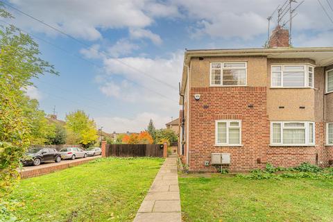 2 bedroom flat for sale, Gordon Road, Enfield