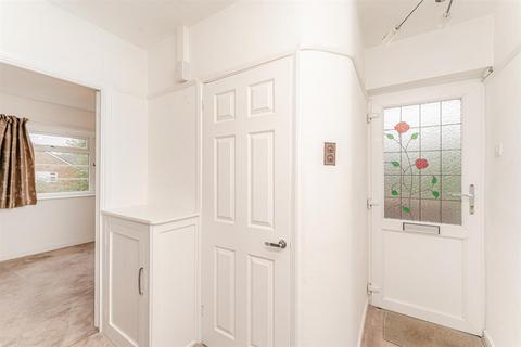 2 bedroom flat for sale, Gordon Road, Enfield