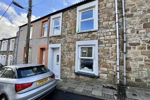 3 bedroom terraced house for sale, Pontlottyn, Bargoed CF81