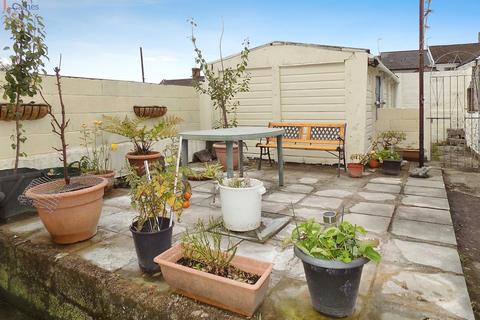 3 bedroom terraced house for sale, Vernon Street, Bridgend, Bridgend County. CF31 1TQ