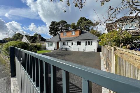 5 bedroom detached house for sale, Fernside Road, West Moors, Ferndown