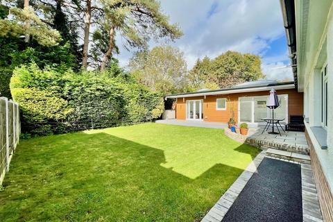 5 bedroom detached house for sale, Fernside Road, West Moors, Ferndown