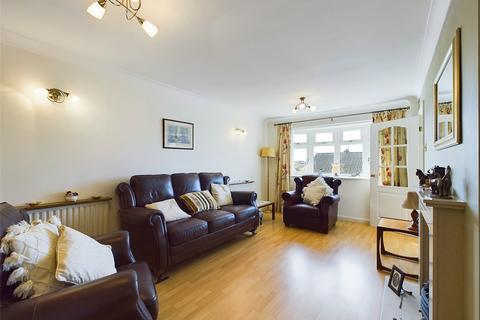 27 Arundel Close, Tuffley, Gloucester, GL4 0TW