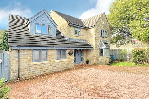 5 bedroom detached house to rent, Brow Lane, Shelf, Halifax, West Yorkshire, HX3